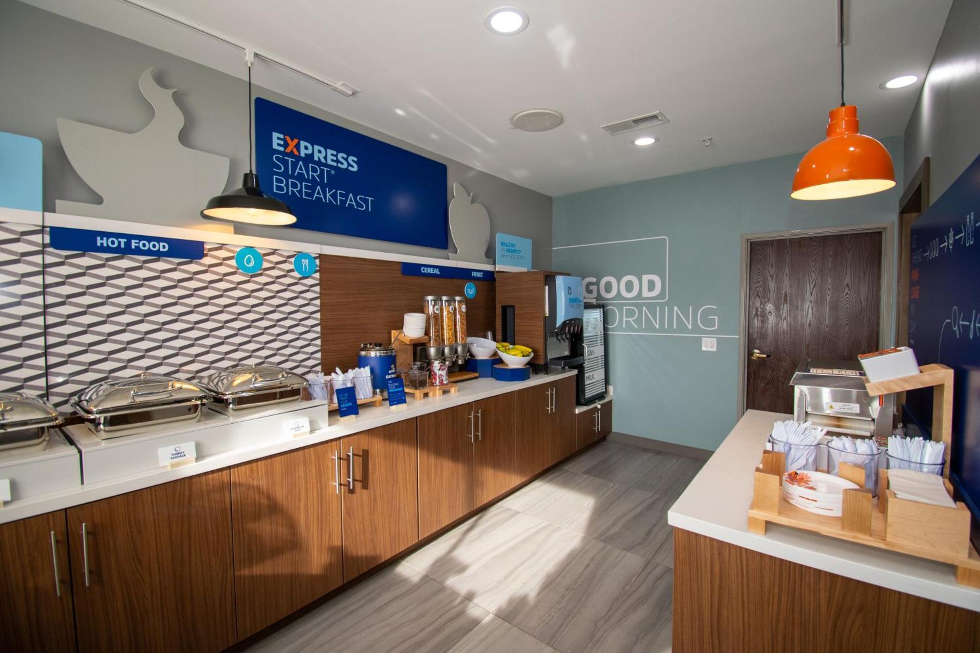 Holiday Inn Express & Suites Sulphur Springs By Ihg Exterior photo